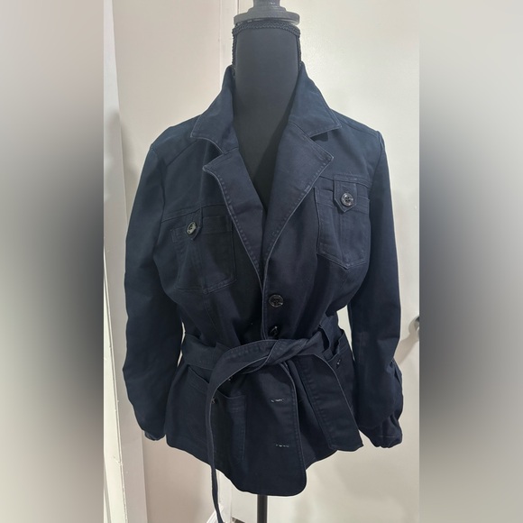 Stylish Navy Blue Cotton Button-Up Jacket - Picture 2 of 4